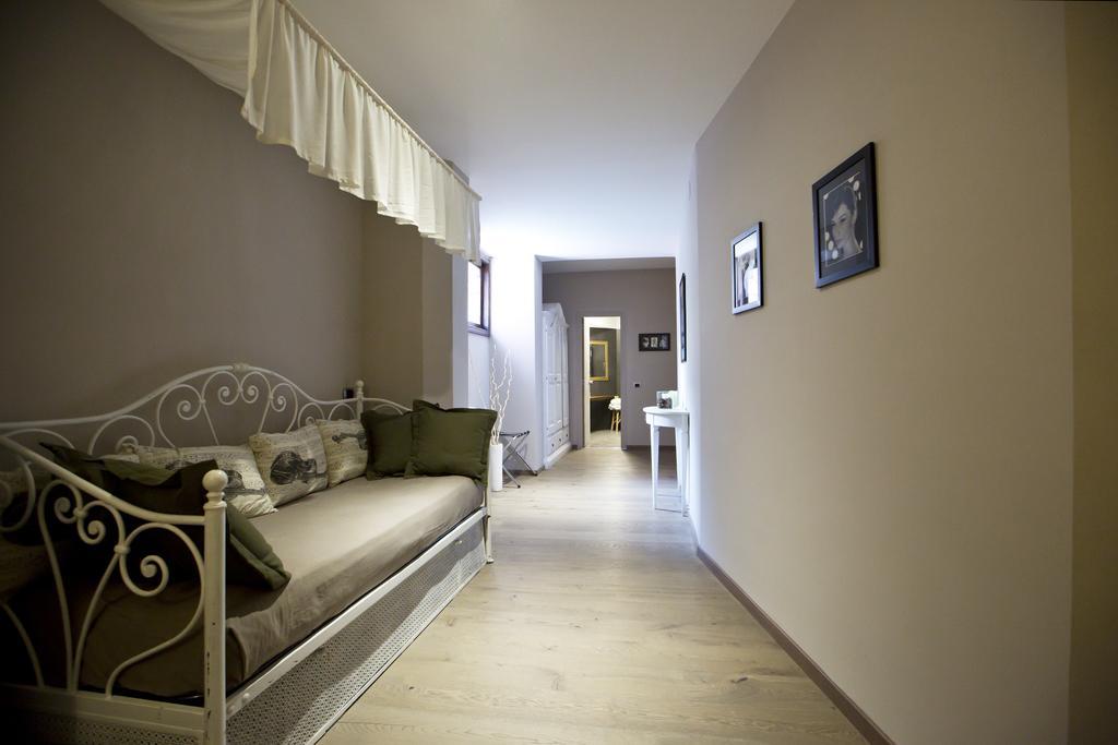 Hotel Tiro A Volo Поццуоли Экстерьер фото