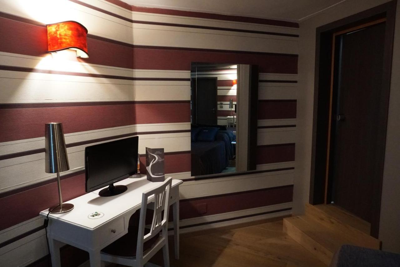 Hotel Tiro A Volo Поццуоли Экстерьер фото